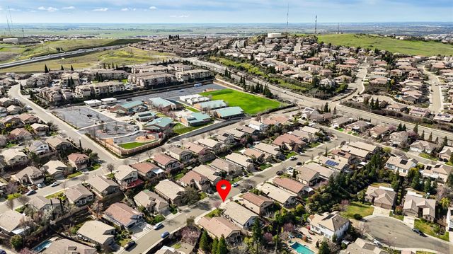 2218 Shady Creek Rd, Folsom, CA 95630