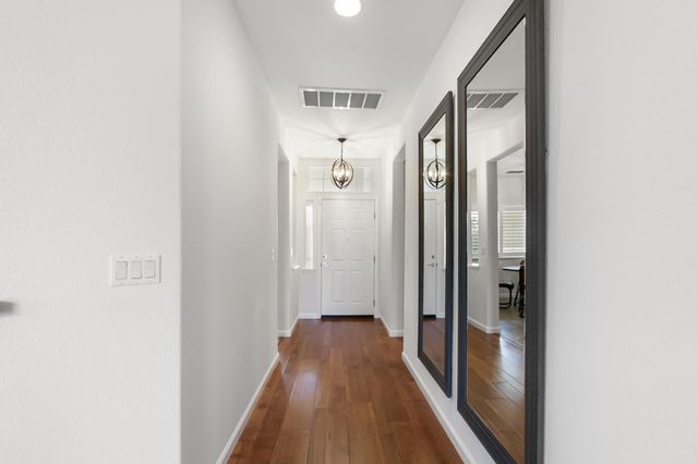 2218 Shady Creek Rd, Folsom, CA 95630