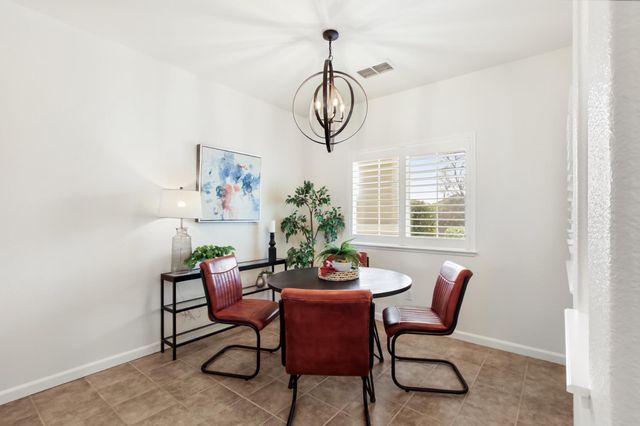 2218 Shady Creek Rd, Folsom, CA 95630