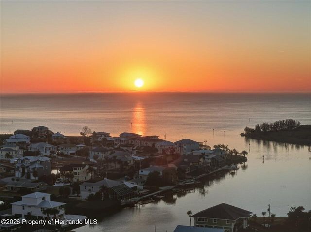 3288 Minnow Creek Drive, Hernando Beach, FL 34607