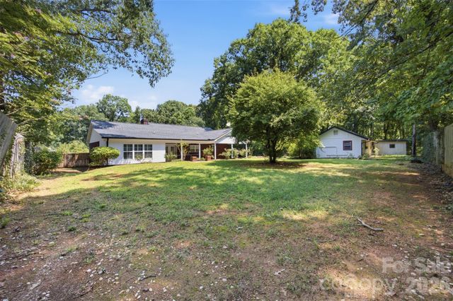 125 Shady Bluff Drive, Gastonia, NC 28052