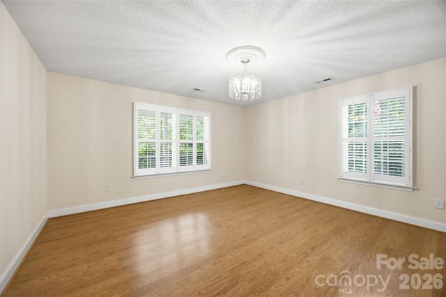 125 Shady Bluff Drive, Gastonia, NC 28052