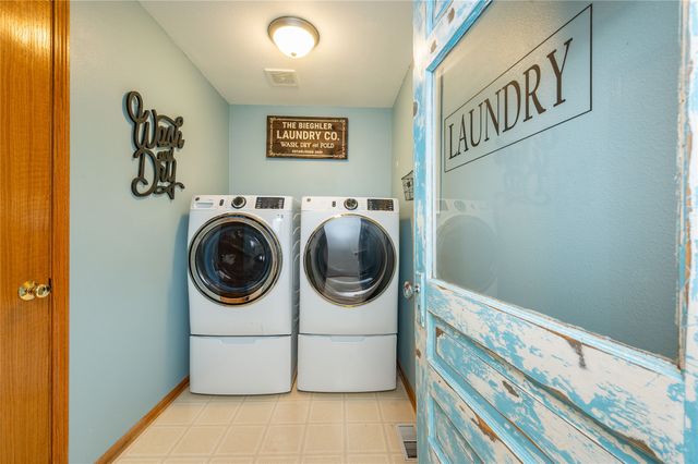 103 1st Street NW, Bondurant, IA 50035