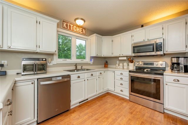 103 1st Street NW, Bondurant, IA 50035