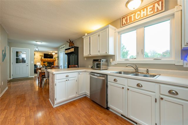 103 1st Street NW, Bondurant, IA 50035