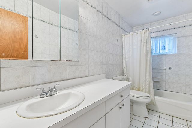 319 Rockaway Street, Islip Terrace, NY 11752