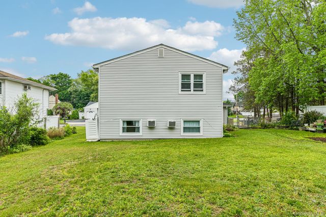 319 Rockaway Street, Islip Terrace, NY 11752