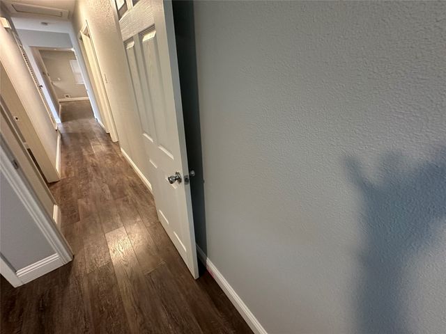 309 Murphy Road, Burleson, TX 76028