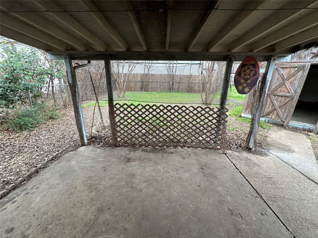 309 Murphy Road, Burleson, TX 76028