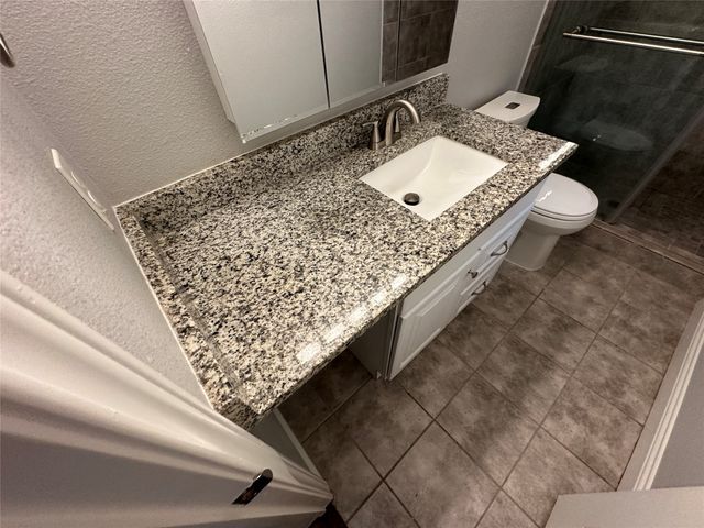 309 Murphy Road, Burleson, TX 76028