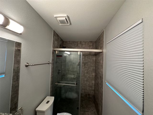 309 Murphy Road, Burleson, TX 76028