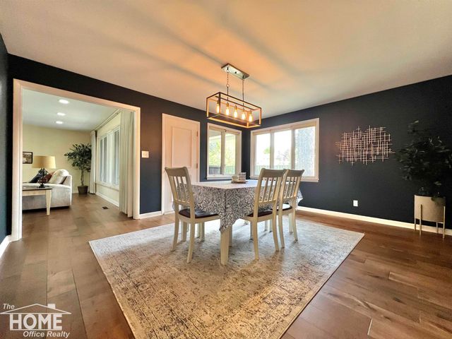 1111 W King Street, Owosso, MI 48867