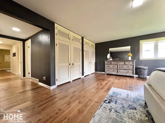 1111 W King Street, Owosso, MI 48867