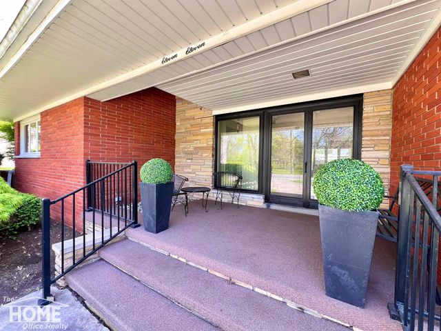 1111 W King Street, Owosso, MI 48867