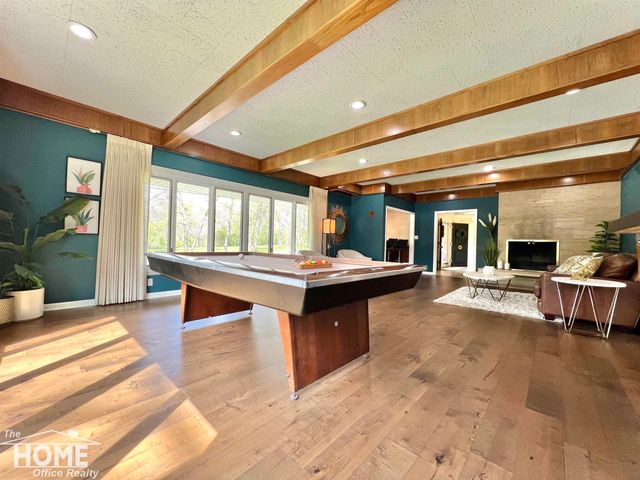 1111 W King Street, Owosso, MI 48867
