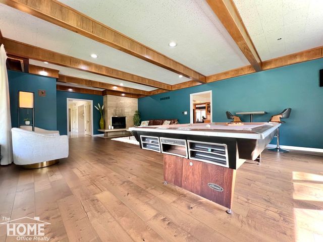 1111 W King Street, Owosso, MI 48867