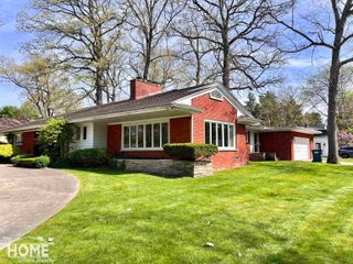1111 W King Street, Owosso, MI 48867