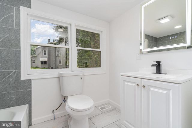 111 KINGS HWY, Marysville, PA 17053