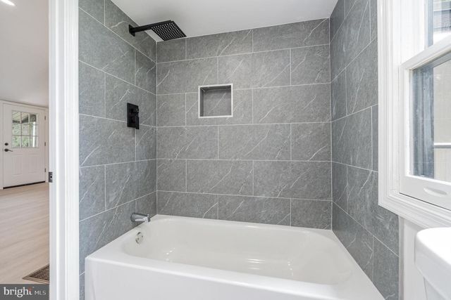 111 KINGS HWY, Marysville, PA 17053