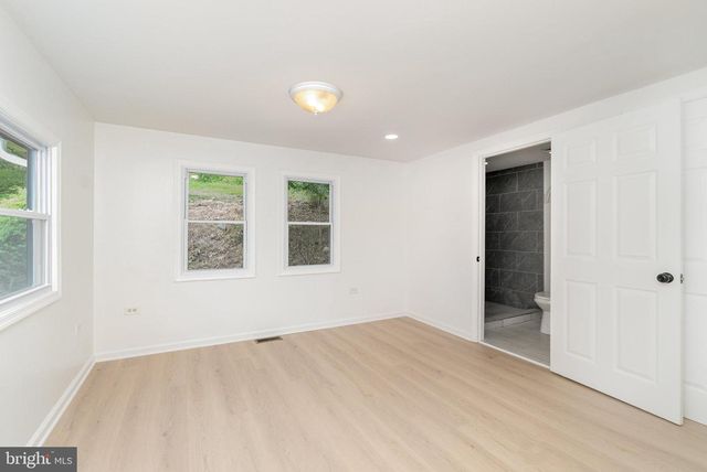 111 KINGS HWY, Marysville, PA 17053