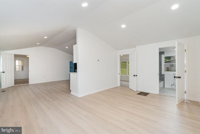 111 KINGS HWY, Marysville, PA 17053