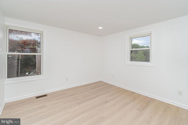 111 KINGS HWY, Marysville, PA 17053