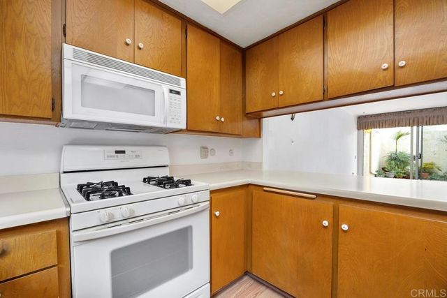 614 Bel Air Dr W, Vista, CA 92084