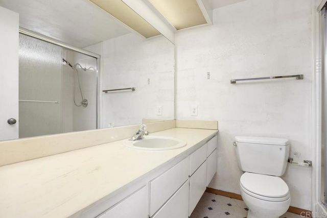 614 Bel Air Dr W, Vista, CA 92084