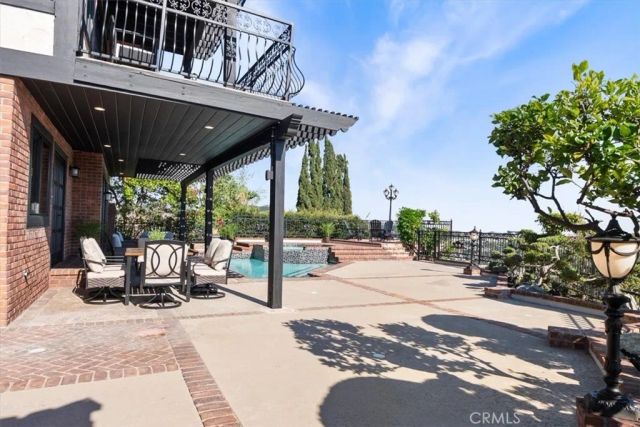 834 Moorside Drive, Glendale, CA 91207