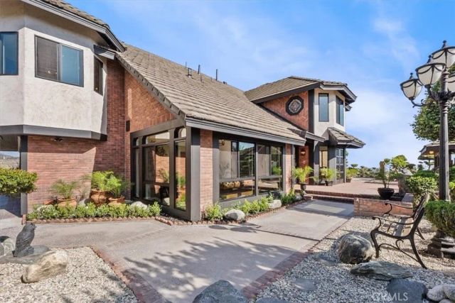 834 Moorside Drive, Glendale, CA 91207