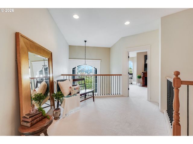 13658 Se SNOWFIRE Dr, Happy Valley, OR 97086
