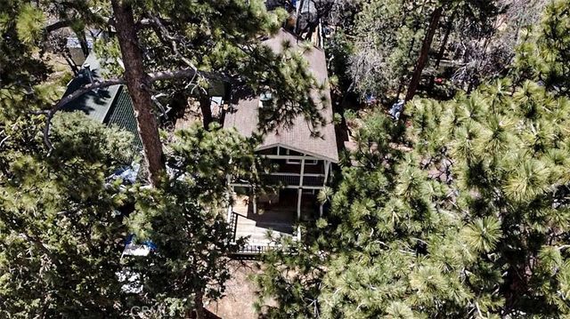 230 Leonard, Sugarloaf, CA 92386