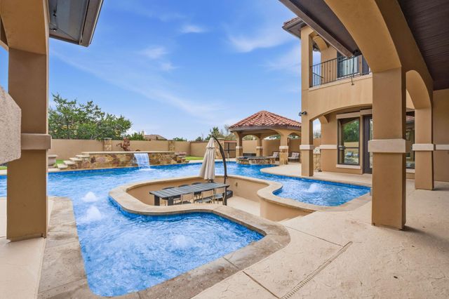 1028 Villa Hill DR, Leander, TX 78641
