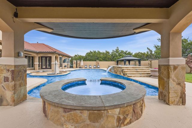 1028 Villa Hill DR, Leander, TX 78641