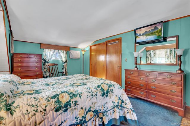 1526 Rhode Avenue, Merrick, NY 11566