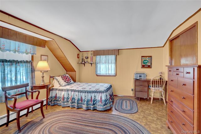 1526 Rhode Avenue, Merrick, NY 11566