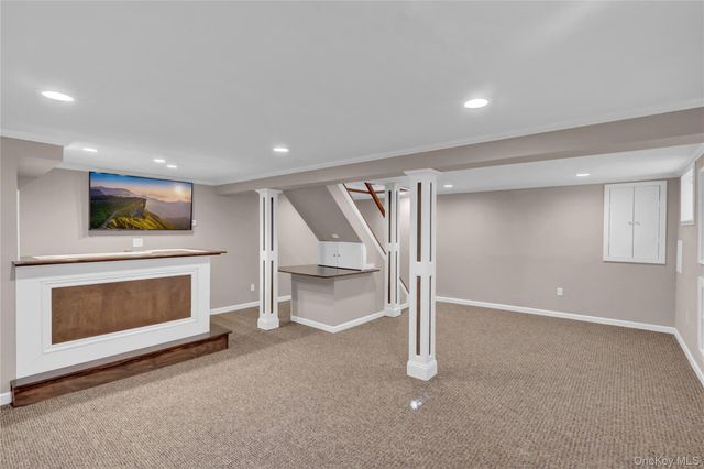 1526 Rhode Avenue, Merrick, NY 11566