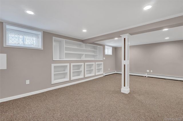 1526 Rhode Avenue, Merrick, NY 11566