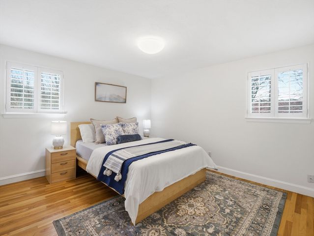 17 Daley St, Needham, MA 02494