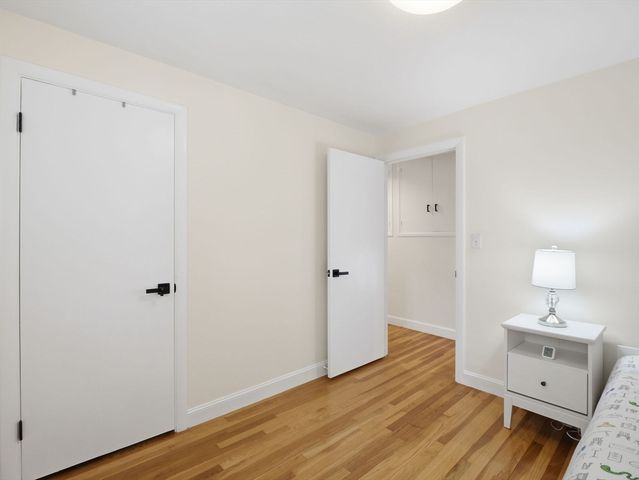 17 Daley St, Needham, MA 02494