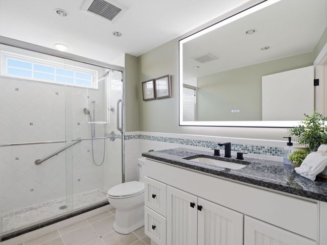 17 Daley St, Needham, MA 02494