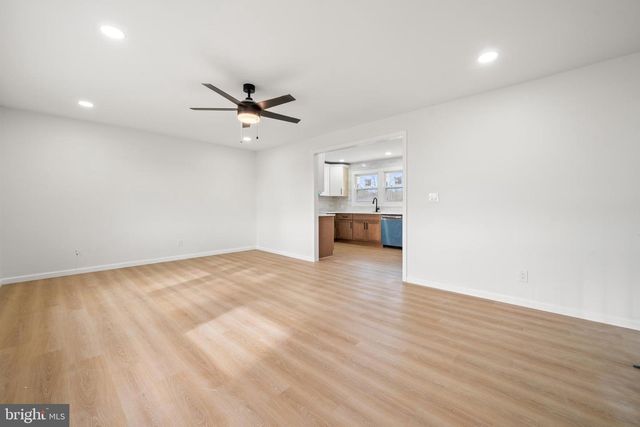 26 NICHOLAS ST, Pemberton, NJ 08068