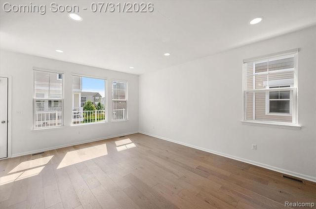 2500 Normandy Road, Royal Oak, MI 48073