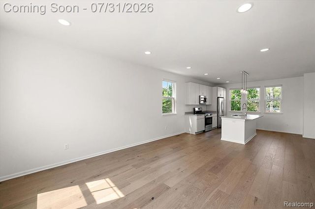 2500 Normandy Road, Royal Oak, MI 48073