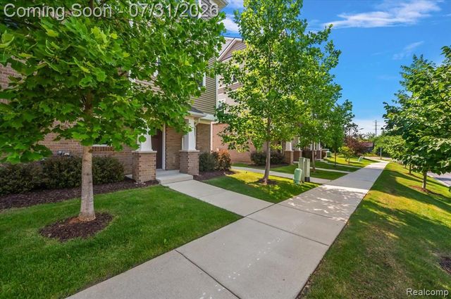 2500 Normandy Road, Royal Oak, MI 48073