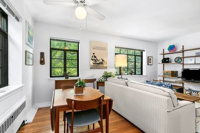 69 Strathmore Rd 6, Boston, MA 02135
