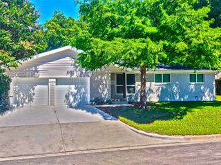5104 Laurel Lane, North Richland Hills, TX 76180