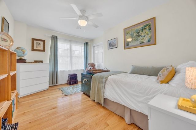 16 Hughey Ln, Hillsborough Twp., NJ 08844