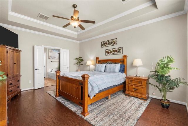 2404 Garnetfield Lane, Friendswood, TX 77546