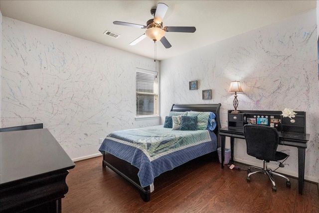 2404 Garnetfield Lane, Friendswood, TX 77546